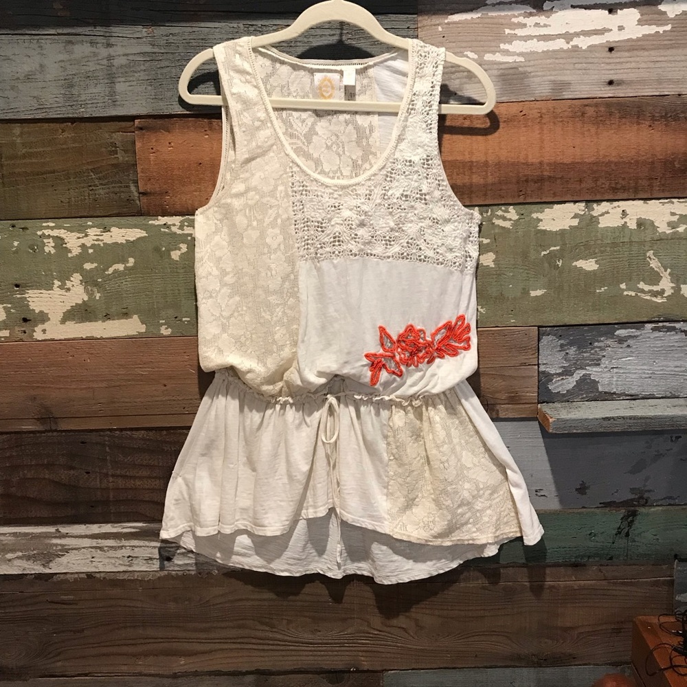 Sleeveless top, drawstring waist - Picture 3 of 6